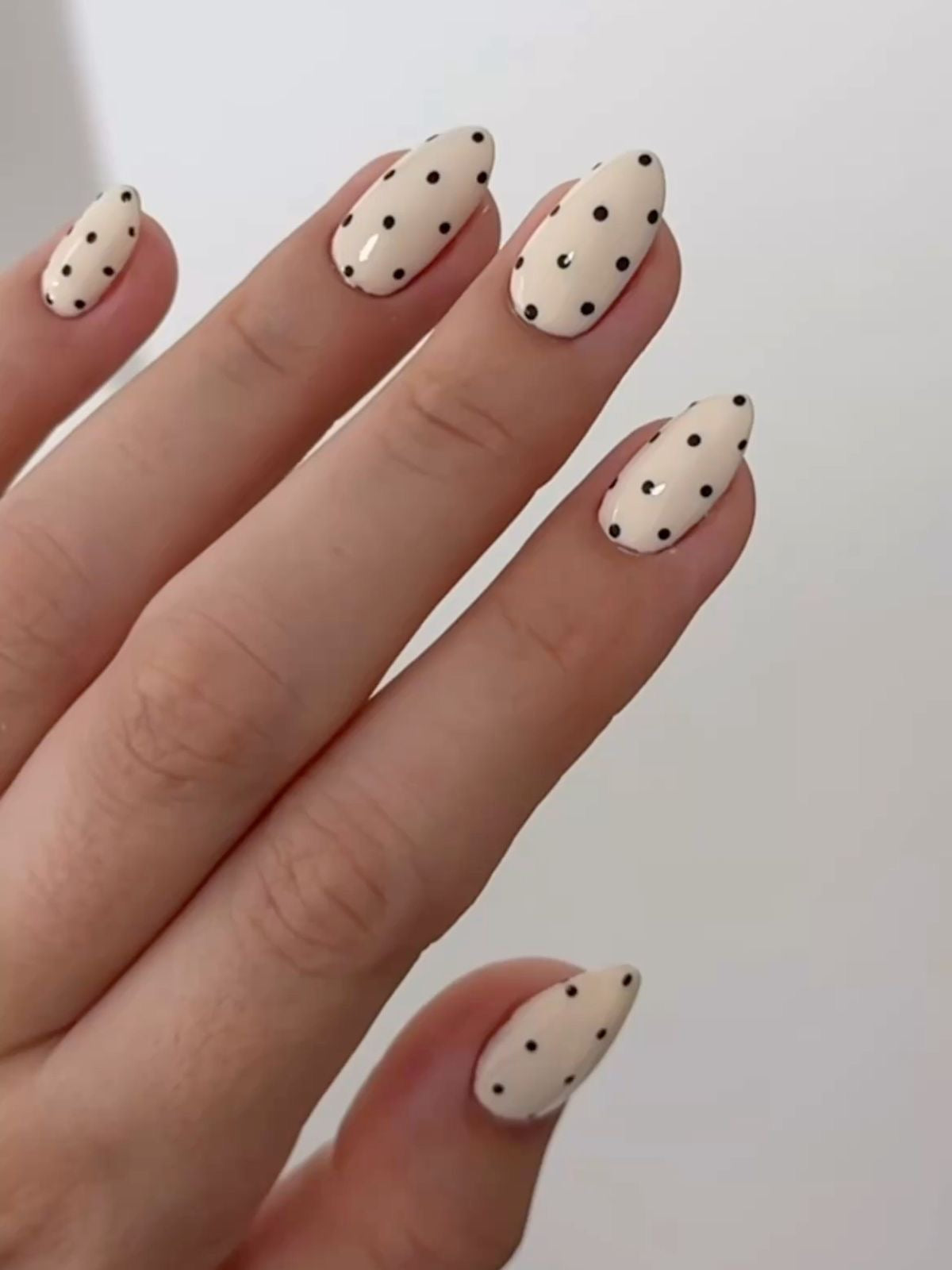 Peek a Dot
